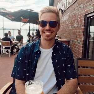 Meet your Posher, Petr